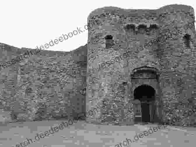 Carmarthen Castle Ruins, Carmarthenshire Walking In Carmarthenshire (Cicerone Walking Guides)